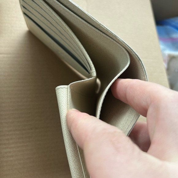 Louis Vuitton Checkered Wallet - White and Blue - Picture 5 of 5